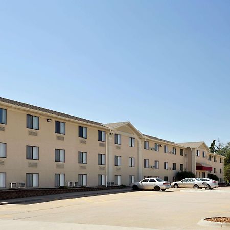 Hotel Super 8 By Wyndham Lincoln North Extérieur photo