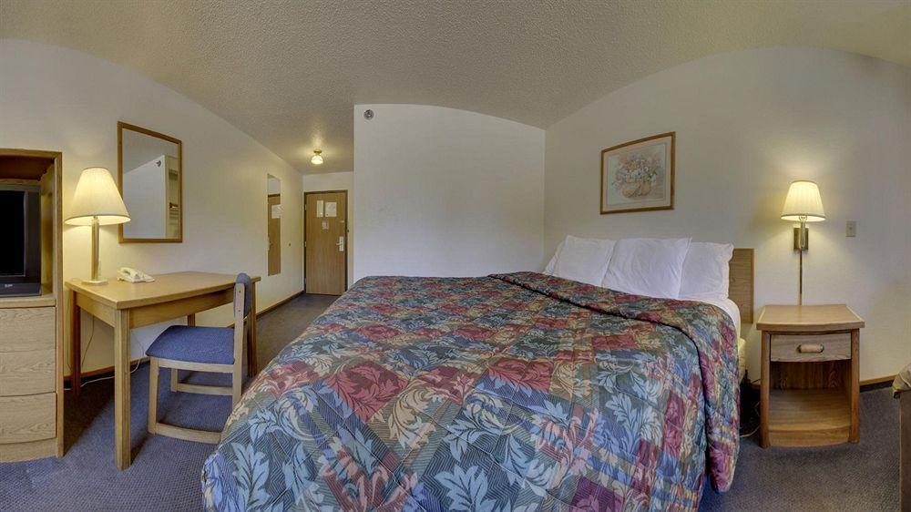 Hotel Super 8 By Wyndham Lincoln North Extérieur photo