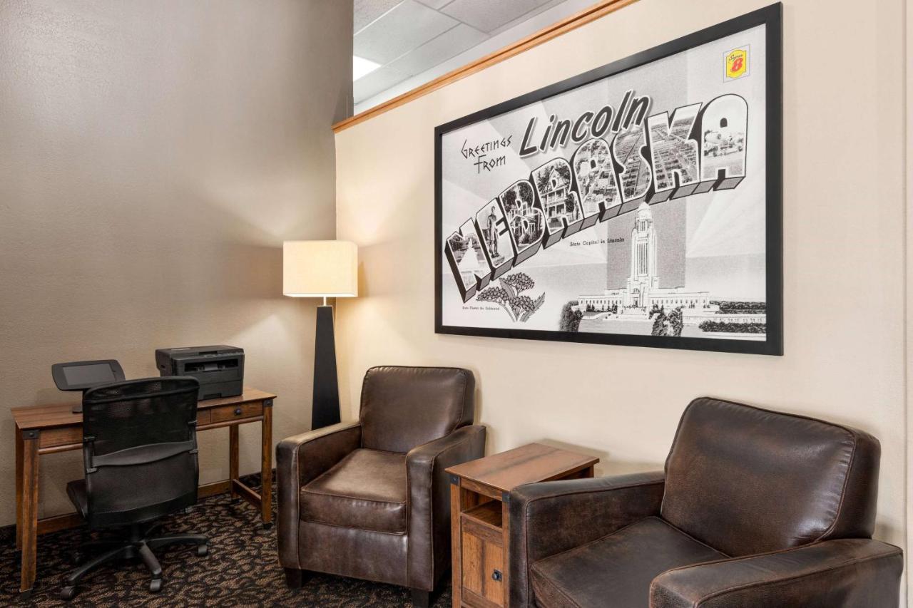 Hotel Super 8 By Wyndham Lincoln North Extérieur photo