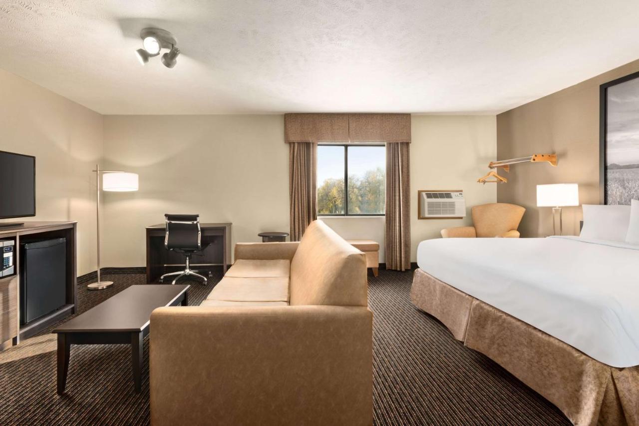 Hotel Super 8 By Wyndham Lincoln North Extérieur photo